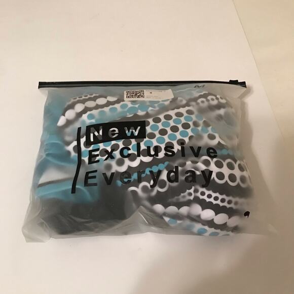 Cyan Polka Dot Ombré Swimdress Top - Picture 7 of 13